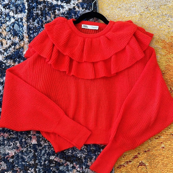 ZARA RED RUFFLE SWEATER - Picture 2 of 4